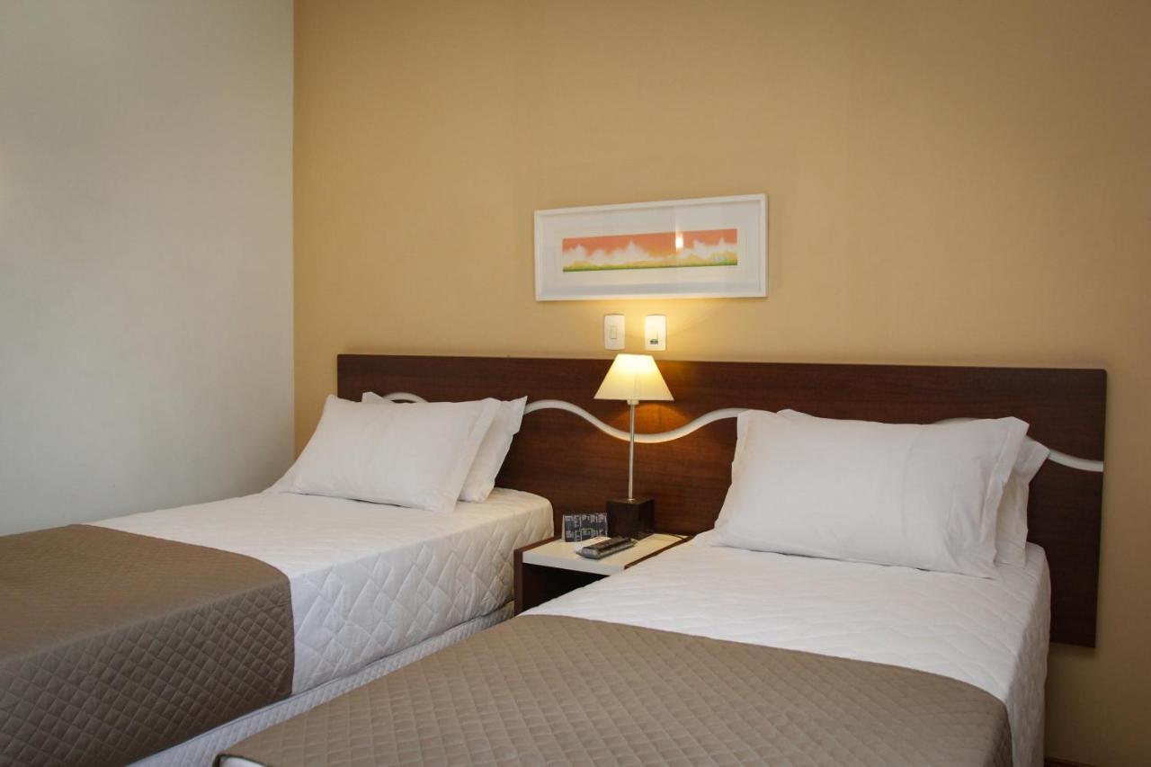 Bristol Centro Civico Curitiba Hotel Екстериор снимка