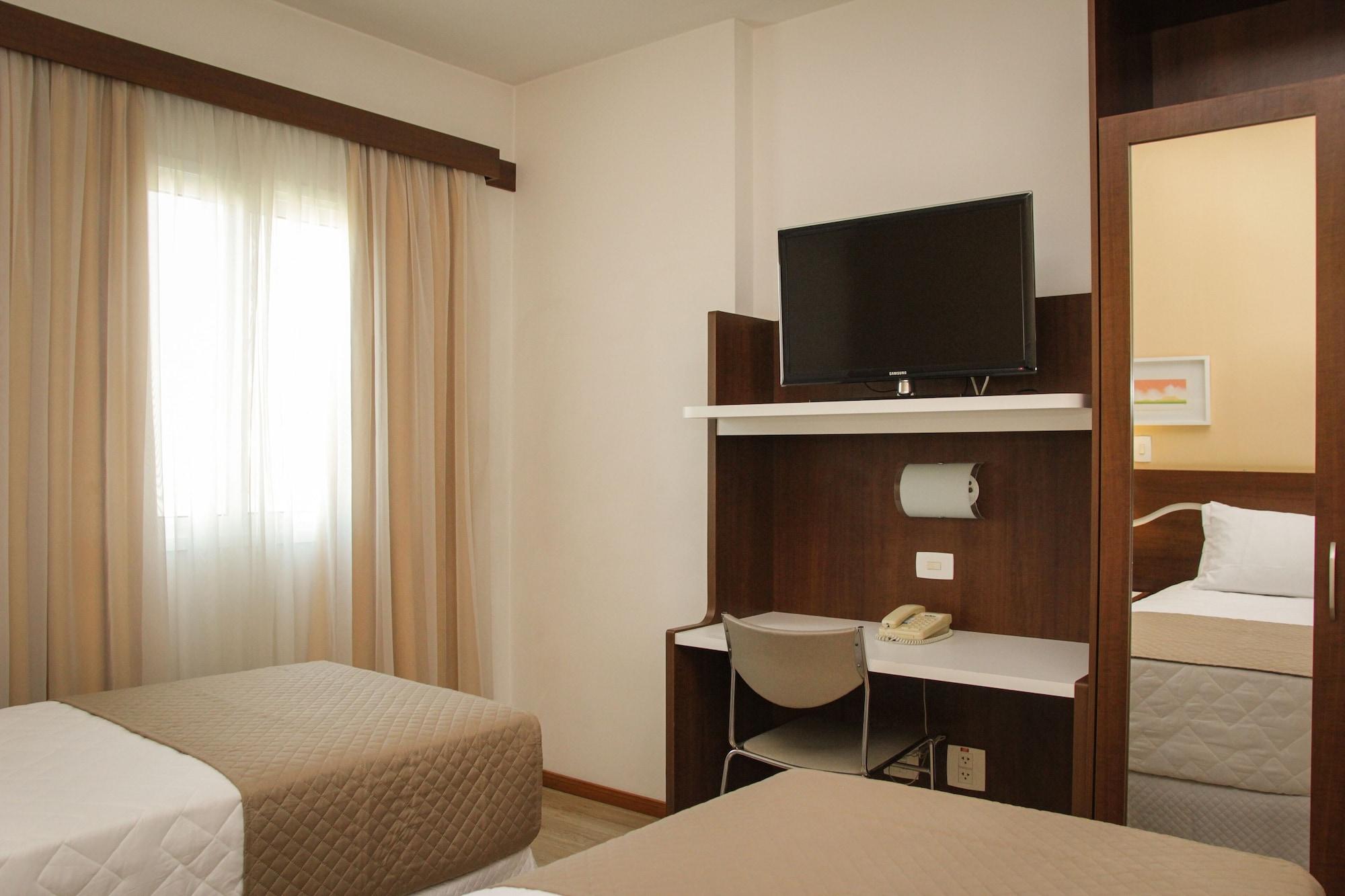 Bristol Centro Civico Curitiba Hotel Екстериор снимка