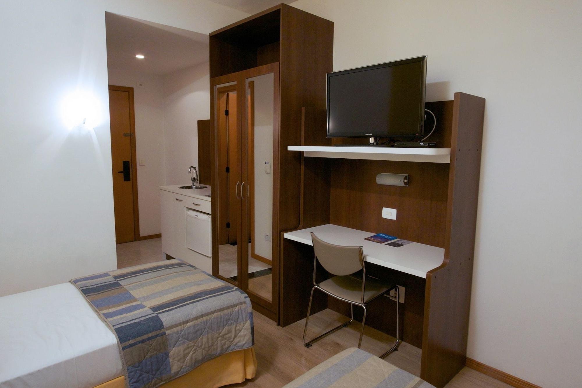 Bristol Centro Civico Curitiba Hotel Екстериор снимка