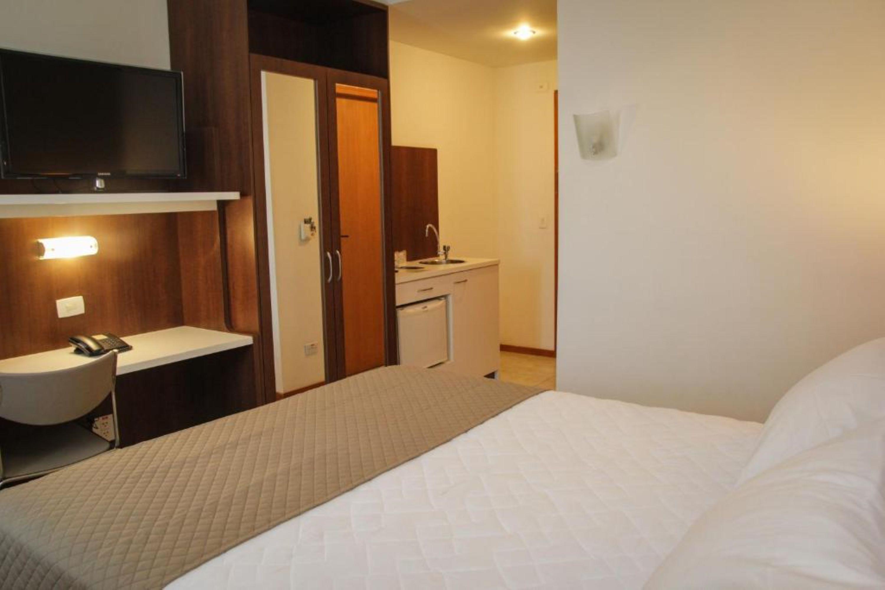 Bristol Centro Civico Curitiba Hotel Екстериор снимка