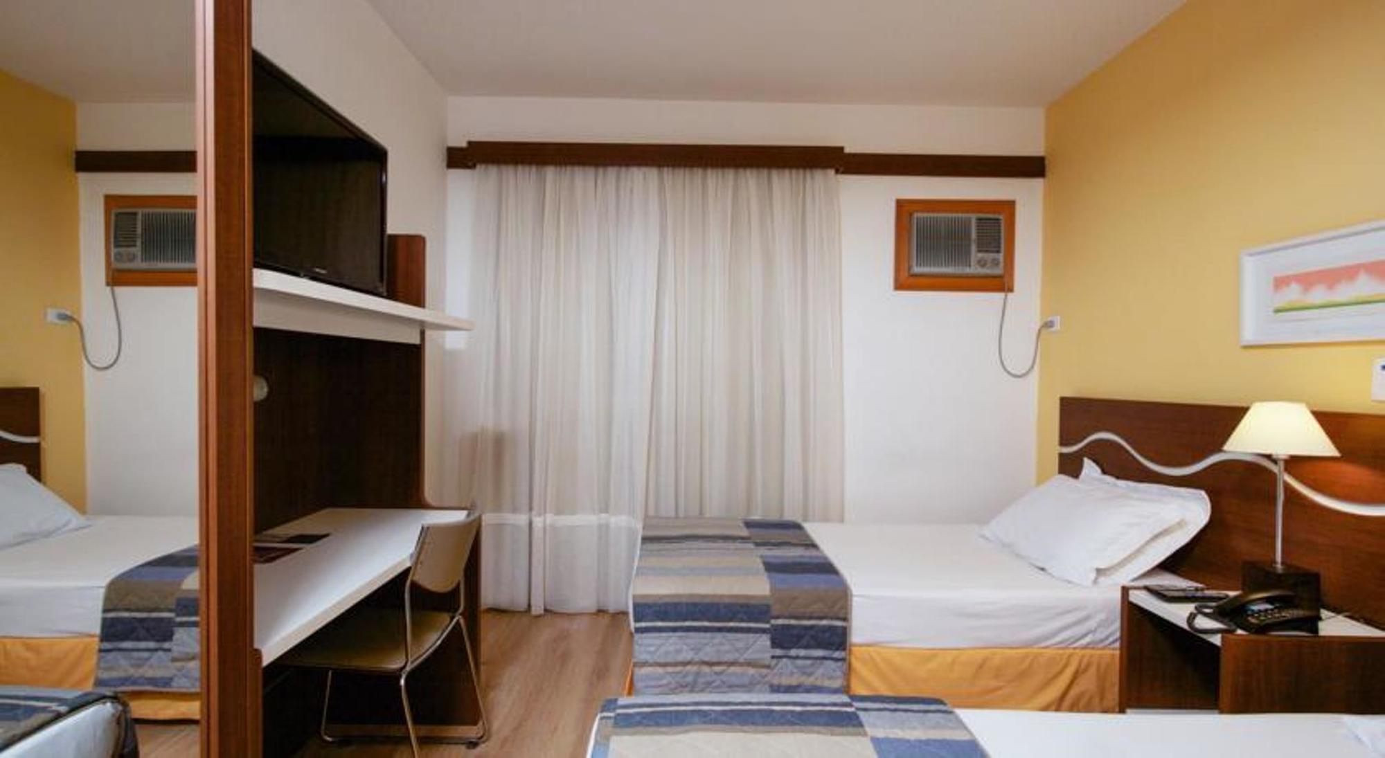 Bristol Centro Civico Curitiba Hotel Екстериор снимка