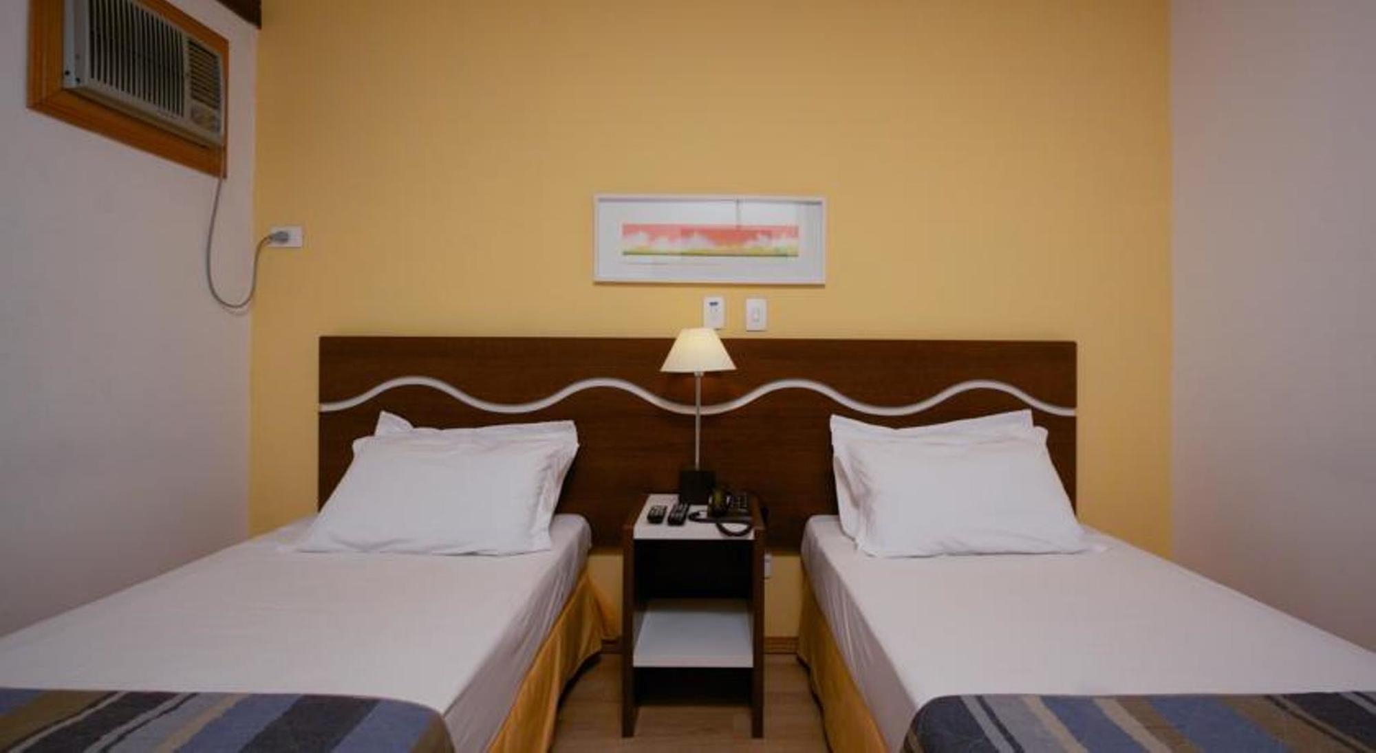 Bristol Centro Civico Curitiba Hotel Екстериор снимка