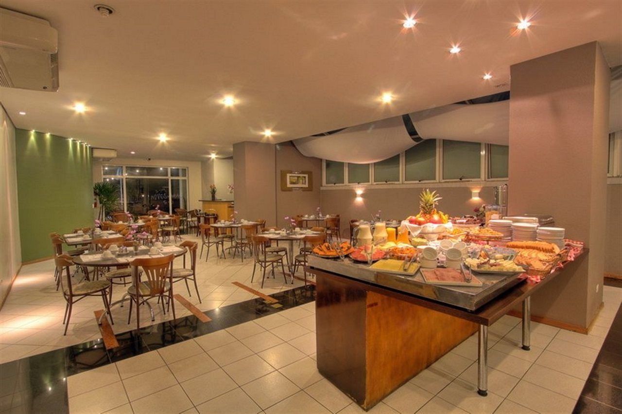 Bristol Centro Civico Curitiba Hotel Екстериор снимка