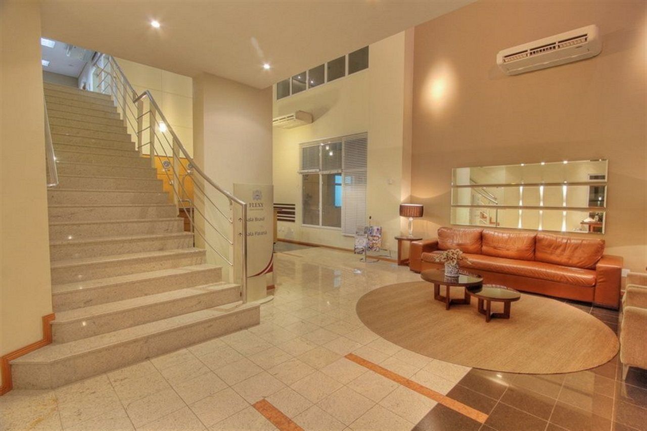 Bristol Centro Civico Curitiba Hotel Екстериор снимка